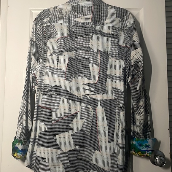 Robert Graham - Picture 3 of 5